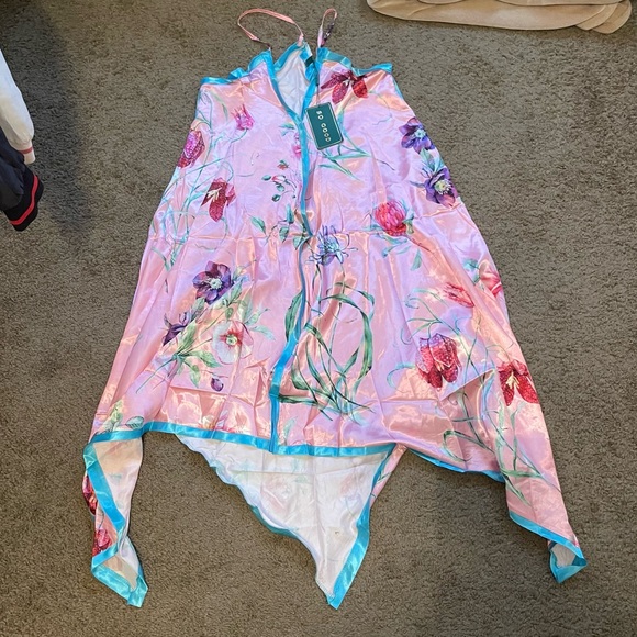 So Good Pink Blue Floral Flowy Dress Brand New NWT - Picture 5 of 5